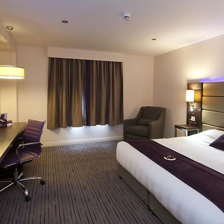 Premier Inn Basingstoke West Zewnętrze zdjęcie