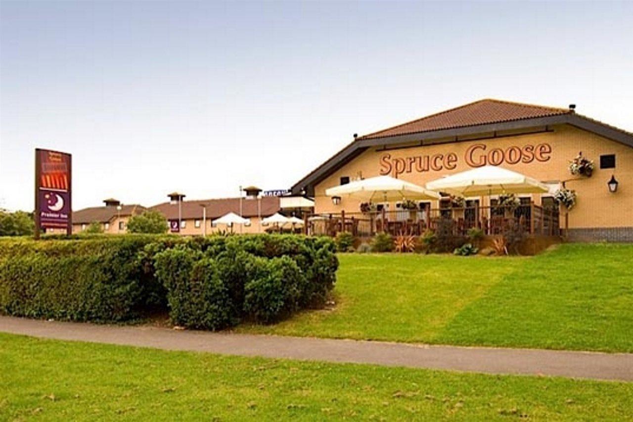 Premier Inn Basingstoke West Zewnętrze zdjęcie