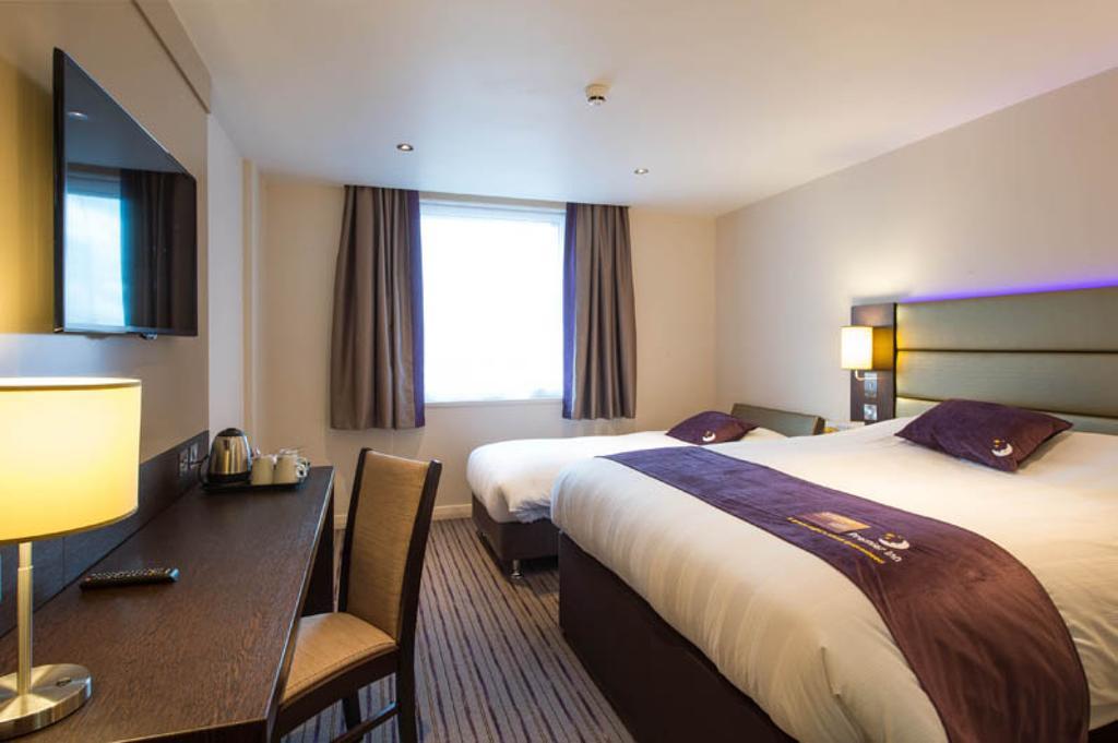 Premier Inn Basingstoke West Zewnętrze zdjęcie